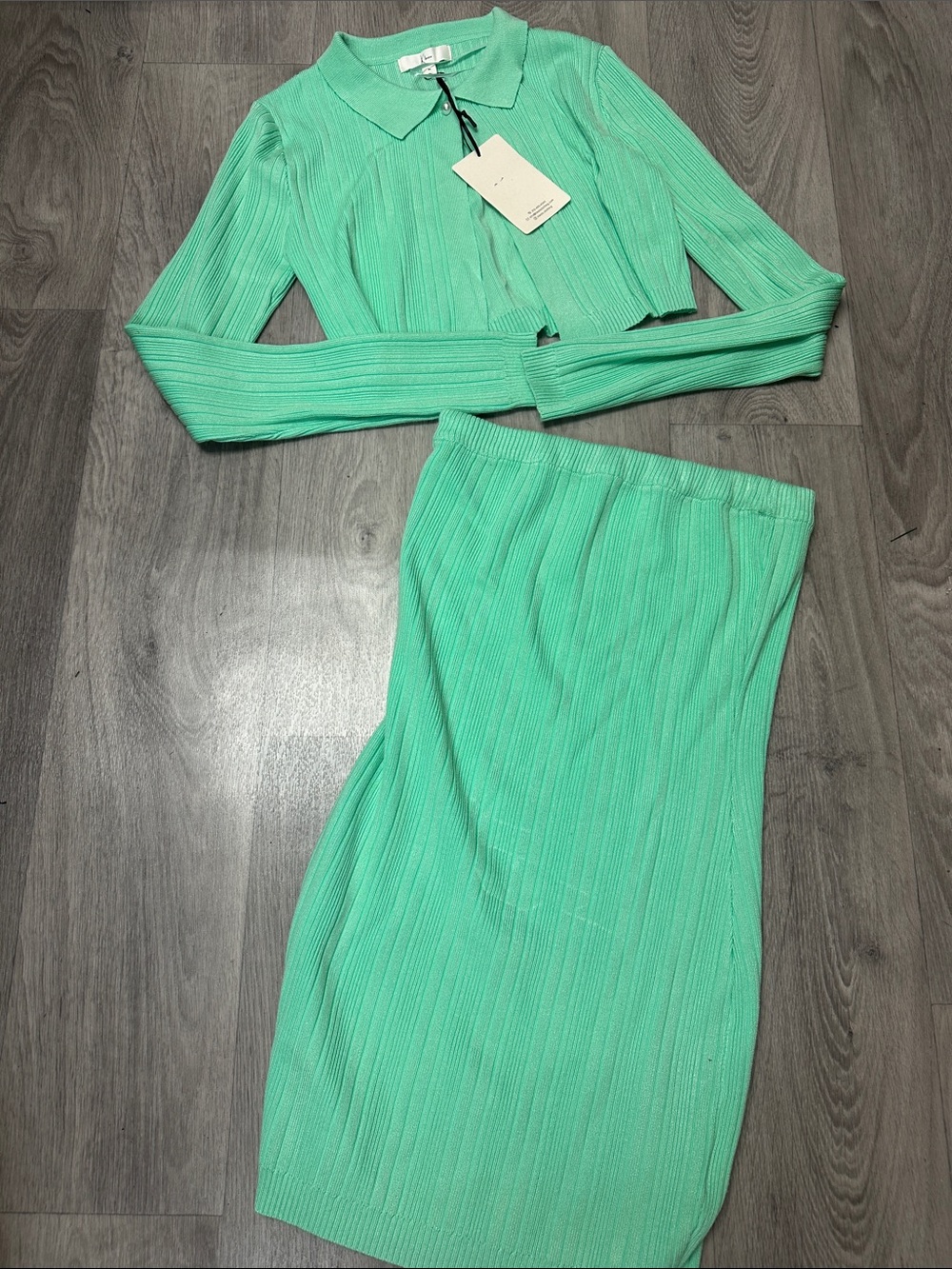 Cropped Collared Knit Skirt Set in Mint Green - Unbranded